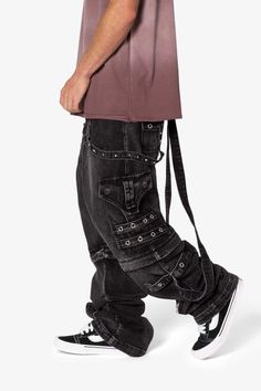 Black Punk Jeans With Pockets, Black Jeans For Concerts With Pockets, Punk Black Jeans With Pockets, Streetwear Washed Rigid Denim Cargo Jeans, Streetwear Rigid Denim Washed Cargo Jeans, Edgy Denim Jeans With Cargo Style, Baggy Cotton Jeans For Concert, Edgy Denim Cargo Style Jeans, Black Washed Rigid Denim Bottoms