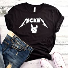 Adult Disney Shirts, Humor Disney, Kids Disney Shirts, Funny Disney Shirts, Disney Cricut, Disney Shirt Ideas, Disney Fits, Disney 2023, Mickey Mouse Shirt