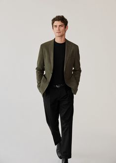 Arthur Gosse 2020 Mango Man Essentials | The Fashionisto Man Essentials, Office Outfit Men, Men Work Outfits, Business Casual Men Work, Arthur Gosse, Casual Suits Men, Studio Setting, Terno Slim