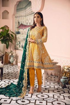 Yellow Pakistani Dress, Mehndi Dress, Mehendi Outfits, Shilpa Shetty