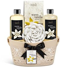 Indulge in the ultimate spa experience at home with the Freida and Joe Aromatherapy Delight Lavish Warm Vanilla Spa Bath and Body Gift Basket. Perfect for both women and men, this luxurious set is meticulously crafted to provide relaxation and pampering. Bath & Body Gift Set, Spa Basket, Care Basket, Gift Set For Men, Modern Baskets, Gift Delivery, Ritual Bath, Spa Bath, Everyday Gifts