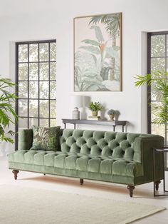 green velvet button sofa living room inspiration and ideas Sofa Designs For Living Room, Light Above Dining Table, Living Room Decor Green, Luxury Leather Furniture, Sofa Living Rooms, Living Rooms Sofas, Room Decor Green, Black Velvet Sofa, Sofa Living Room Ideas