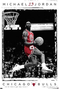 michael jordan chicago bulls autographed basketball card with the number 29 on it's back