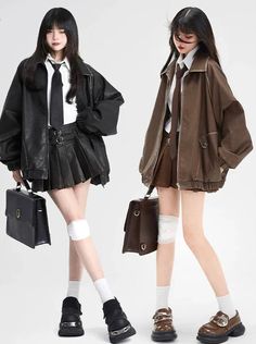 ❤︎Maylard Retro Loose Leather Jacket❤︎

⚠Please allow 2-3 weeks for️products to be shipped Trending Clothes 2024 Fall, Preppy Fashion Style Women, Dark Academia Streetwear, Pose Reference Ideas Drawing, Holding A Purse Reference, Chuuya Casual Clothes, Outfit Ideas With Coat, American Retro Style, Modern Japanese Fashion Women