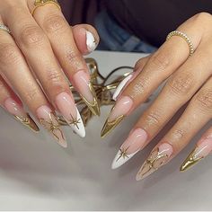 Set comes with 10 nails ONLY!  Each set comes with FREE application kit. *IF CHOOSING CUSTOM SIZE, PLEASE LEAVE SIZES IN NOTE SECTION*  ‼️If you are UNSURE of your sizes, please purchase SIZING KIT SEPARATELY‼️ White Nails With Gold, Gold Chrome Nails, Gold Acrylic Nails, New Years Nail Designs, Golden Nails, Gold Nail Designs, Chrome Nails Designs, Acrylic Press On Nails, Nails Only