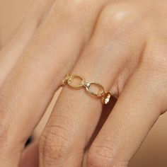 ◾14k Solid Gold Chain Link Ring for Women, Bold Chain Ring, Stacking Ring, Thick Chain Curb Ring, Wedding&Engagement Gold Ring, Lover Gift Make yourself feel one step ahead with our unique rings that you can buy for yourself or gift to your loved ones. ◾MADE TO ORDER◾ * Raw Material: 100% 14K Solid Gold * Gold Color selection: Yellow Gold, Rose Gold, White Gold * All sizes from 2-11 US * 14k (585) Stamp is available in all our products. * Our products are guaranteed and sent with a certificate. Gold Oval Link Chain Ring, 14k Gold Link Jewelry For Anniversary, Yellow Gold Oval Link Jewelry For Wedding, Yellow Gold Oval Link Wedding Jewelry, Gold Link Jewelry For Weddings, Yellow Gold Link Rings Fine Jewelry, Dainty Yellow Gold Chain Ring For Promise, Gold Stackable Chain Ring For Promise, Minimalist Round Chain Ring For Promise