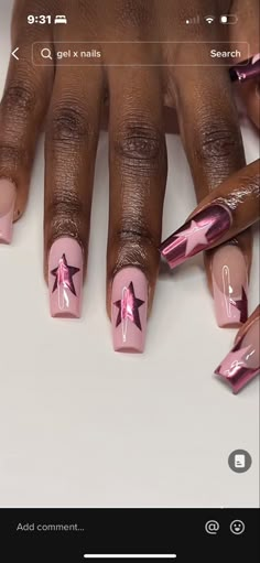 Pink Friday 2 Nails, Pink Nails With Star Design, Pink Chrome Nail Designs, Metallic Star Nails, Star Chrome Nails, Chrome Nails With Stars, Chrome Stars Nails, Airbrush Star Nails, Star Nails Y2k Coffin