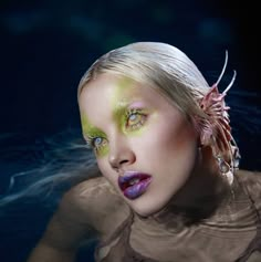 Green Make Up Eyes, Alien Make-up, Mermaidcore Aesthetic, Water Makeup, No Ordinary Girl, Drag Make-up, 3d Canvas, Modern Makeup, Pigment Eyeshadow