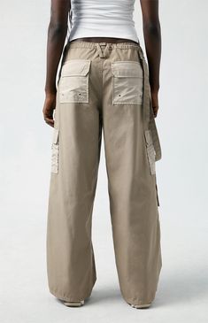 Level up your streetwear style with the PacSun Brown Toggle Baggy Cargo Pants. These on-trend mid-rise pants combine edgy style with comfort, featuring a baggy fit, cargo pockets, and an adjustable toggle waist for a customizable fit. My Mobile Number, Baggy Cargo Pants, Stylish Pants, Edgy Style, Streetwear Style, Baggy Fits, Edgy Fashion, Pacsun, Streetwear Fashion