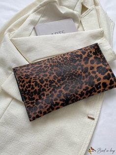 BirdinBag - Stylish Leopard Print Clutch: Versatile Evening Bag for Fashionable Women Trendy Satchel Clutch For Daily Use, Trendy Brown Cosmetic Bag For Everyday Use, Trendy Brown Clutch Evening Bag, Chic Brown Cosmetic Bag For Everyday, Trendy Brown Clutch For Travel, Trendy Brown Cosmetic Bag, Trendy Pouch Clutch For Errands, Trendy Large Capacity Pouch Clutch, Trendy Brown Evening Bag For Everyday Use