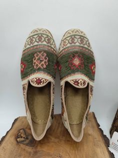 This is handmade genuine leather women's sandals.  Made with natural leather interior lining and leather sole.  Every size available.  There is ethnic kilim pattern on it.  On our page you can see other colours.  Hand stitched sole.  Door to door express shipping.  For wholesale and other questions please contact with us.  bemyboots.etsy.com Thank You Bohemian Leather Flats With Closed Toe, Bohemian Flat Sandals With Rubber Sole, Bohemian Beige Closed Toe Sandals, Traditional Leather Shoes With Leather Sole For Festivals, Artisan Round Toe Moccasins For Festival, Artisan Moccasins With Round Toe For Festival, Beige Handmade Sandals With Round Toe, Handmade Beige Sandals With Round Toe, Bohemian Leather Closed Toe Flats