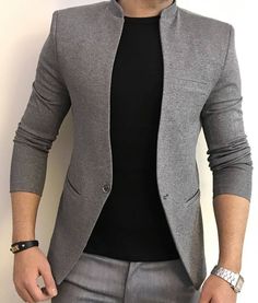 This unique men's suit is designed with high quality wool material that guarantees durability and comfort. It is suitable for all kinds of occasion and it can be worn all year round. It comes in 2 pieces ( Jacket + pant) the blazer can also be worn with any kind of trouser or jeans  For custom orders, Please feel free to start a  conversation for further enquires. Your satisfaction is our priority New Stylish Blazer For Men, Men Blazer Outfit Classy, Blezars For Men Casual, Blazer On Jeans, Blazer Hombre Casual, Blazers For Men Casual, Guys Fashion Casual, Designer Blazers For Men, Mens Casual Suits