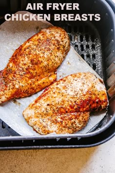 Air Fryer Chicken Breast - A simple method for how to make juicy, super tender, and wonderfully delicious chicken breasts in the Air Fryer! This basic Air Fryer chicken breast recipe is quick, healthy, and can be prepped ahead of time. #airfryer #chickendinner #healthyrecipes Air Fryer Chicken Breasts, Air Fryer Recipes Chicken Tenders, Air Fryer Recipes Chicken Wings, Air Fryer Recipes Healthy Low Carb, Air Fryer Chicken Breast, Air Fryer Meals, Air Fried Food