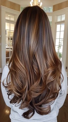 Hair Color For Long Hair Highlights, Long Brown Hair With Lowlights, Highlight Color Hair Ideas, Bayalage Vs Highlight, Honey Colored Highlights, Fall Balayage Brunette Dark, Cooper Highlights On Brown Hair, Copper Balayage On Brown Hair, Dark Brown Hair Balayage Caramel