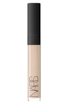 Makeup For Pale Skin, Nars Radiant, Radiant Creamy Concealer, Nars Radiant Creamy Concealer, Skin Care Benefits, Concealer Shades, Mascara Tips, Creamy Concealer, Grape Seed Extract