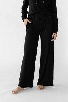 Women's Brushed Bamboo Viscose Wide Leg Pull On Pants in Charcoal (Size: Medium) - Cozy Earth Button Fly Pants, Black Wide Leg Pants, Wide Leg Dress Pants, Wide Leg Cropped Pants, Belted Pants, Flowy Pants, Soft Clothes, Wide Leg Linen Pants, Fabric Accessories