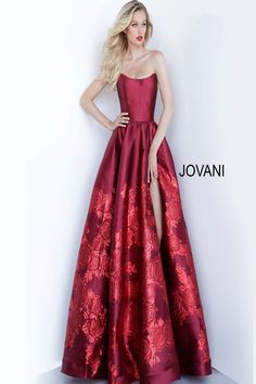 Looking for a stunning prom gown that will turn heads? Check out Jovani 02038. This gorgeous dress features a strapless bodice with pleated skirt. It's sure to make you feel like a princess on your big night! Floral Ballgown, Yule Ball Dress, Prom Ballgown, Jovani Prom Dresses, Printed Prom Dresses, Jovani Prom, Shoes Prom, Prom Dresses Jovani, Prom Dresses 2020