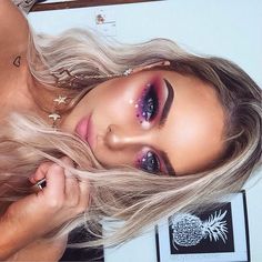 ••AshleighMagee•• Coachella Make-up, Brookelle Mckenzie, Coachella Makeup, Alien Makeup, Festival Make Up, Fest Outfits, Rave Makeup, Smink Inspiration