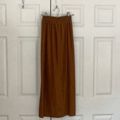 Classic Textured Maxi Skirt With Elastic Waist. Super Comfy For Dressy Or Casual. Purchased From A High End Consignment Boutique Downtown But Never Worn. High Waist Brown Maxi Skirt For Fall, Spring Brown Fitted Maxi Skirt, High Waist Flowy Brown Skirt, Casual Brown Maxi Skirt For Fall, Brown Flowy Pleated Maxi Skirt, Brown Stretch Skirt, Chic Brown Relaxed Maxi Skirt, Brown Long Skirt With Lining, Casual Full Length Brown Skirt