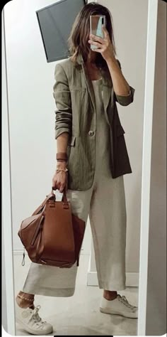 Outfit Primavera, Mode Casual, Casual Work Outfits, 가을 패션, Komplette Outfits, Fashion Over 50, Style Mistakes, Outfits Casuales, Work Casual