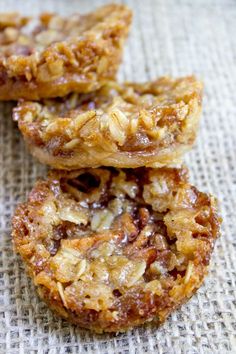 apple crisp cookies stacked on top of each other with text overlay that reads, apples crisp cookies