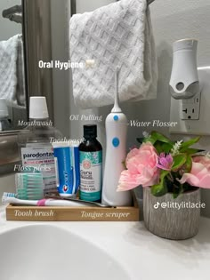 Good Hygiene Aesthetic, Shower Essentials, Hygiene Tips, Body Hygiene, Hygiene Care, Shower Skin Care, Oral Care Routine, Hygiene Routine