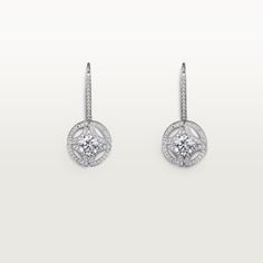 Cartier Earrings, Earrings White Gold, Cartier Jewelry, Rings Jewelry Fashion, Earrings White, Pearl Ring, Brilliant Cut Diamond, White Gold Diamonds, Luxury Jewelry