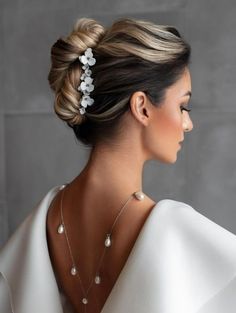 Wedding Hair Up, Wedding Hairstyles With Veil, Effortless Hairstyles, French Twist, Modern Hairstyles, Hairstyles Ideas, Wedding Hair And Makeup, Light Brown Hair