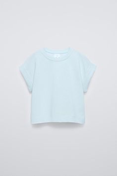 CUFFED SLEEVE T-SHIRT - Blue / Green | ZARA United States Zara T Shirt, Cuffed Sleeve, Shirt Cuff, Zara Shirt, Mint Blue, Dressy Tops, Cute Everyday Outfits, Turn Up, Zara United States