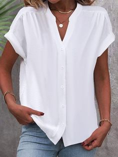 Comfy Plain Buttoned V Neck Short Sleeve Top Blouse Outfit Casual, Dresses By Pattern, Modest Summer Outfits, Summer Style Casual, Cozy Outfit, Blouse Outfit, Plaid Tops, Classic Outfits, Casual Blouse