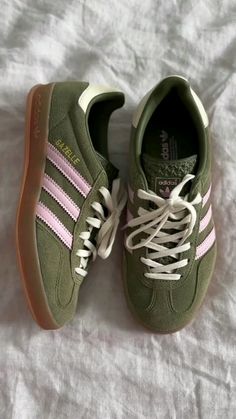 Adidas Gazelle Aesthetic, Shoes Gazelle, Sambas Adidas, Sneaker Lovers