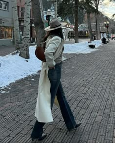 Countryside Outfit, Ski Trip Outfit, Closet Revamp, Kelsey Merritt, Classy Cowgirl, Cowgirl Look, Rodeo Outfits, Bachelorette Outfits, Trip Outfits