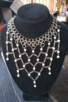 pandora chainmail necklace with mother of pearl beads statement necklace chainmaille😍 Luxury Chainmail Metal Jewelry, Chainmail Clothing, Chainmaille Jewelry Patterns, Chain Maille Necklace, Chainmail Patterns, Chainmaille Tutorial, Chainmail Necklace, Chainmail Jewelry, The Time Has Come