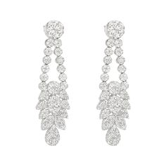 This Classy & Gorgeous Drop Earrings features 19.50Gr with 11.20Ct Round Diamonds set in 18K White Gold. Drop Diamond Earrings, Color Stones Jewelry, White Gold Diamond Bracelet, Diamond Flower Pendant, Unique Earring, White Gold Diamond Earrings, Earring Styles, Pave Diamond Earrings, Stud Earrings Unique