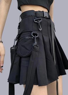 Cyberpunk Skirt | OFF-WRLD TECHWEAR Techwear Skirt, Skirt Japanese Style, Women Techwear, Harajuku Skirt, Cargo Dress Pants, Dark Skirts, Cargo Skirts, Preppy Mode, Goth Skirt