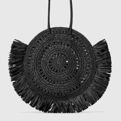 Adorable Summer Bag Blogger Fave Rafia Bags, Zara Sale, Zara Bags, Lv Bags, Round Bag, Bag Trends, Basket Bag, Bead Crochet, College Fashion