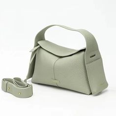 SPECIFICATIONSBrand Name: NoEnName_NullHandbags Type: Shoulder BagsTypes of bags: Handbags & Crossbody bagsMain Material: PULining Material: NoneShape: Casual TotePlace Of Origin: GUANG DONG ProvincePlace Of Origin: GUANG DONG ProvinceOrigin: Mainland ChinaCN: GuangdongHardness: SOFTPattern Type: SolidInterior: No PocketDecoration: noneExterior: noneOccasion: VersatileClosure Type: Zipper & HaspGender: WOMENStyle: fashionNumber of Handles/Straps: Single Trendy Rectangular Khaki Shoulder Bag, Office Baguette Bag With Removable Pouch Crossbody, Office Crossbody Baguette Bag With Removable Pouch, Beige Pouch Satchel For Office, Chic Beige Flap Bag With Large Capacity, Trendy Rectangular Khaki Hobo Bag, Chic Beige Large Capacity Flap Bag, Trendy Khaki Crossbody Bag, Trendy Khaki Rectangular Hobo Bag