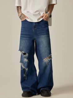 Upgrade your denim game with these Distressed Wide-Leg High-Waisted Flare Jeans. Achieve a stylish and relaxed look with the wide-leg and high-waisted design. The distressed details add a touch of edginess to your outfit. Perfect for a casual yet fashionable look. ■size(cm) Length Waist Hips Hem S 108 72 101 66 M 109 76 105 67 L 110 80 109 69 XL 111 84 113 70 ■model 174cm 61kg M ■material cotton 78.6% regenerated cellulose 14.3% polyester 7.1% High Waisted Flare Jeans, High Waisted Flares, Flare Jeans, Your Outfit, Denim Jeans, Wide Leg, High Waisted, Sweatshirts Hoodie, How To Wear