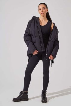 Black down filled puffer jacket high fashion meets high function. Make a statement this season with this ultra-oversized wind and water resistant. Abstract Quilt, Black Down, All Elements, Diva Fashion, Beauty Editorial, Oversized Silhouette, Water Resistant Fabric, Fashion Shoot, Fashion Addict