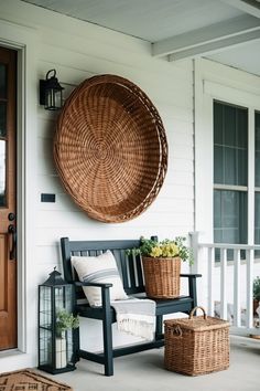 Image showcasing 42 charming farmhouse porch ideas featuring rustic decor elements and cozy touches. Perfect for outdoor space inspiration. Small Country Porch Ideas, Front Porch Bench Decor, Unique Lanterns, Plants Unique