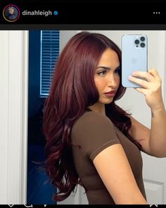 Maroon Hair Outfit Ideas, Burgundy Hair On Pale Skin, Deep Red Hair Colour, Hair Color For Winter Skin Tone, Cherry Mocha Hair, Cool Tone Red Hair, Cherry Cola Red Hair, Cherry Brunette Hair