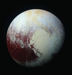 an image of the planet pluto taken by nasa