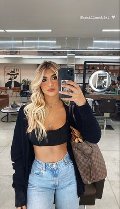 Outing Outfit, Outfits Con Jeans, Outfit Mujer, Looks Party, Girl Inspiration, Looks Chic, Instagrammer, Basic Outfits, How To Make Hair