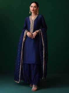 Bridal Suits Punjabi, Pakistani Beauty, Zainab Chottani, Muslim Fashion Outfits, Organza Dupatta, Pakistani Designers, How To Iron Clothes, Pakistani Outfits, How To Dye Fabric