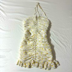 Item Details: Nwot F21 Halter Dress - Size S - Color White With Yellow Flowers Description - Perfect For Summer Brunch Or A Night Out With The Girls Summer Brunch, Dress With Flowers, Flowers Color, Forever 21 Dresses, Flower Dresses, 21 Dresses, Yellow Flowers, Halter Dress, Forever 21