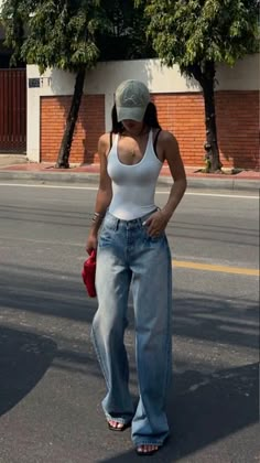 Pakaian Hipster, 00s Mode, Looks Street Style, Looks Chic, Moda Vintage, Basic Outfits, Fashion Streetwear