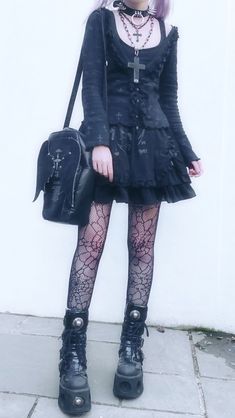 Goth Gifts, How To Impress, Black Clothes, Goth Girl, Swaggy Outfits, Grunge Goth, Gothic Outfits, Goth Outfits