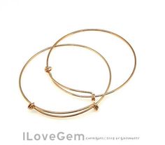 * Metal type :  Glossy Rose Gold plated over Brass* Quantity : 1 pc* Size : Approx 60~70mm* Thickness : approx. 1.3~1.4 mm* Due to hand-made bracelet, size/shape is a bit vary from piece to piece* Thinner than np-1284 bangles. ---------------------------------------------------------[You might also like]https://www.etsy.com/shop/ilovegem?ref=si_shop&search_query=np-1284https://www.etsy.com/shop/ilovegem?ref=si_shop&search_query=np-1938https://www.etsy.com/shop/ilovegem?ref=si_shop&se Wire Bangles, Personalized Bracelet, Adjustable Bangle, Personalized Bracelets, Jump Rings, Alex And Ani Charm Bracelet, Rose Gold Plates, Types Of Metal, Gold Bracelet