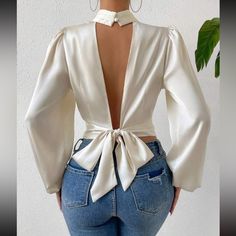 Super Cute And Stylish Ships In 5-10 Business Days Lantern Sleeve Top, Blouse Casual Fashion, Satin Crop Top, Backless Blouse, Backless Crop Top, Vintage Crop Tops, Classy Casual Outfits, Crop Top Blouse, Crop Blouse