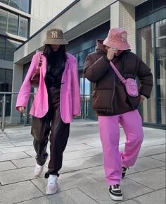 Couple Outfits Streetwear, Matching Fits Couples, Outfit Ideas For Couples, Streetwear Outfit Ideas, Fits Streetwear, Gift Basket Ideas For Couples